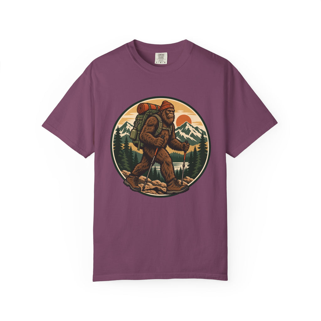 Bigfoot Hiking T‑Shirt — Vintage Mountain Backpacker Graphic Tee