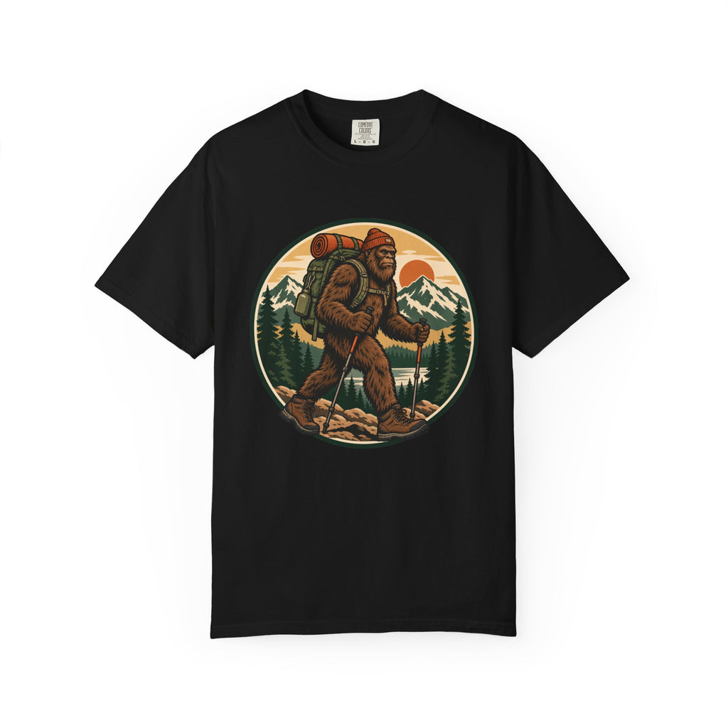 Bigfoot Hiking T‑Shirt — Vintage Mountain Backpacker Graphic Tee