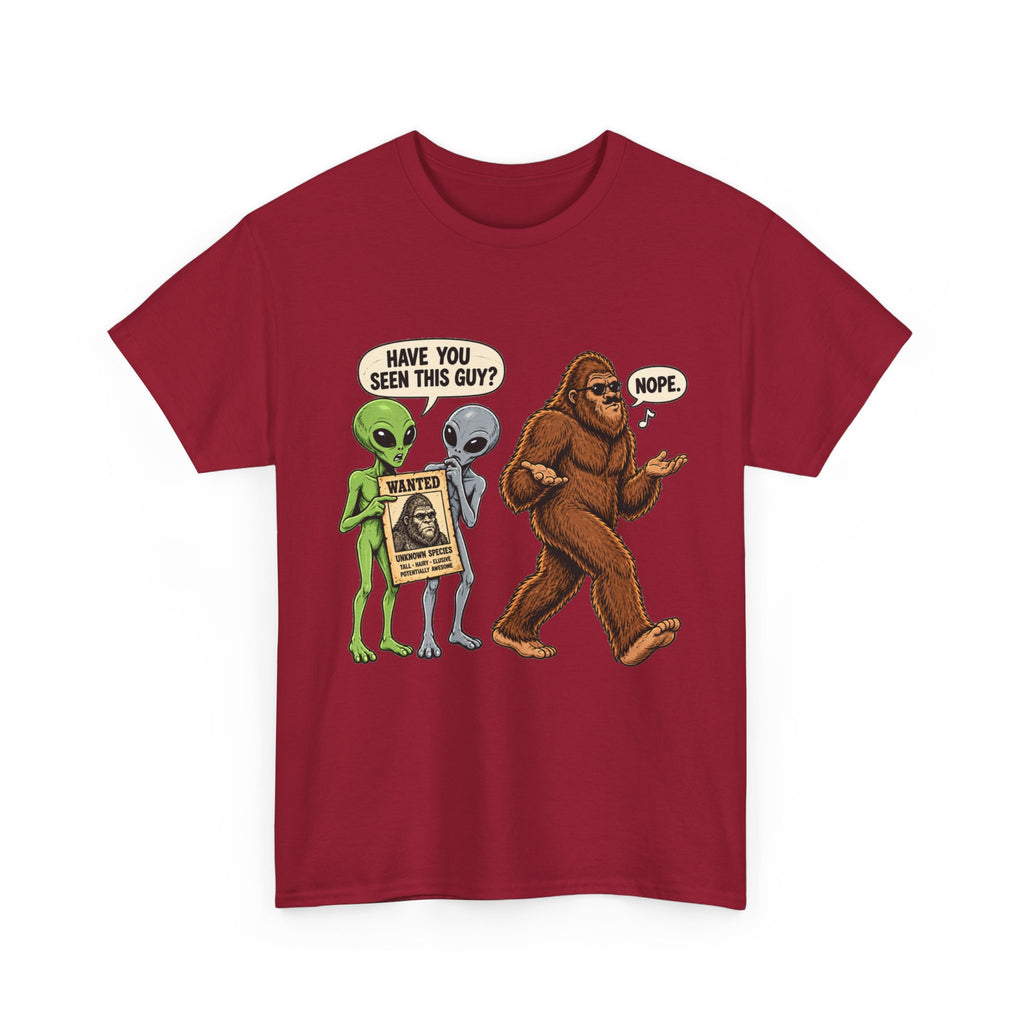 Have You Seen This Guy? Bigfoot and Alien Funny Graphic T-Shirt