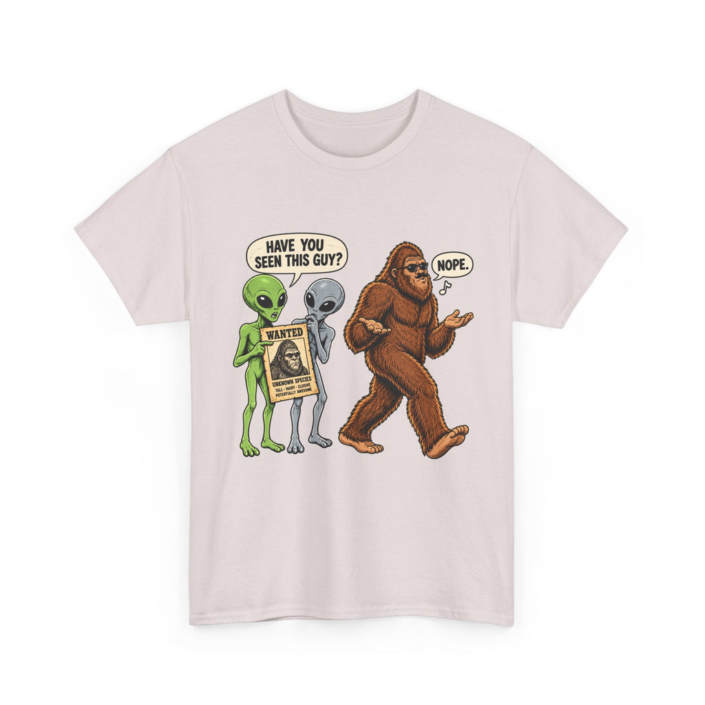 Have You Seen This Guy? Bigfoot and Alien Funny Graphic T-Shirt