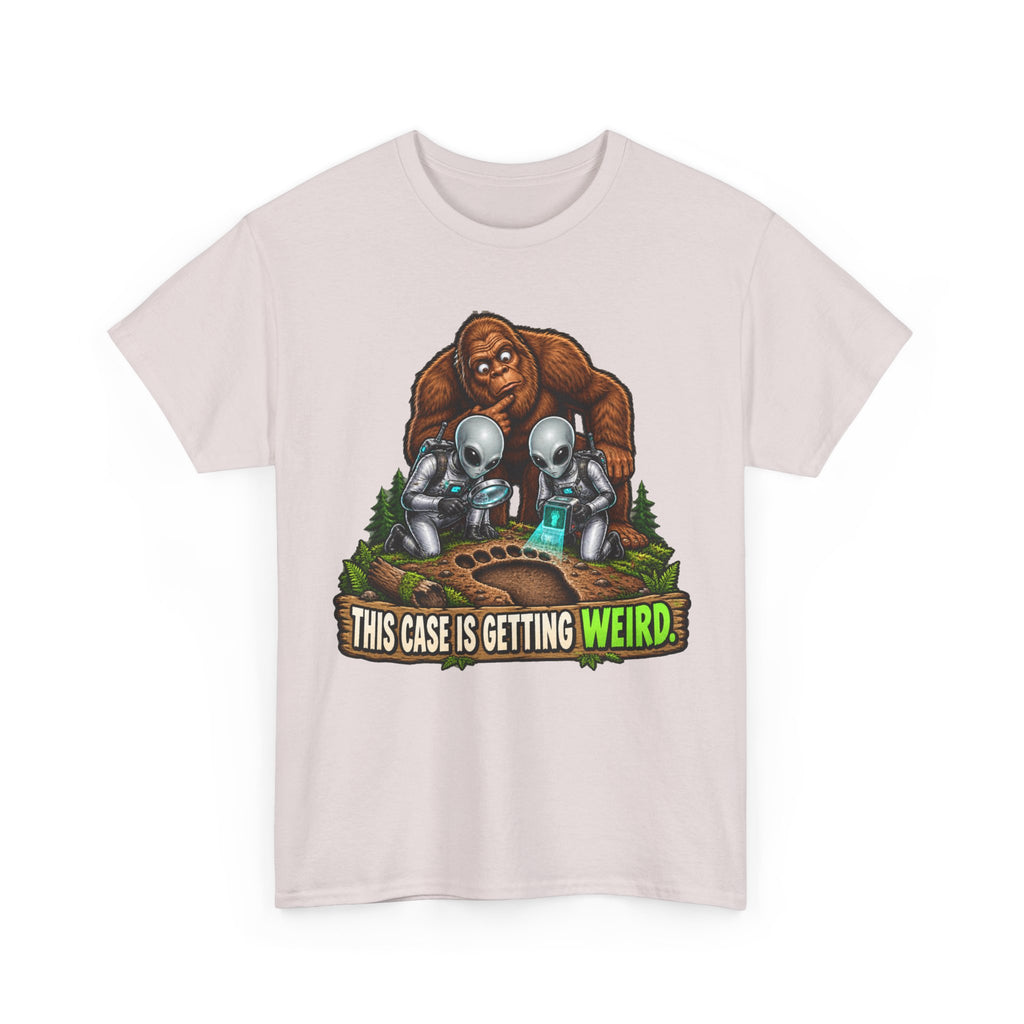 This Case Is Getting Weird Bigfoot & Alien Funny Graphic T-Shirt