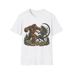 Bigfoot vs xenomorph  T-Shirt
